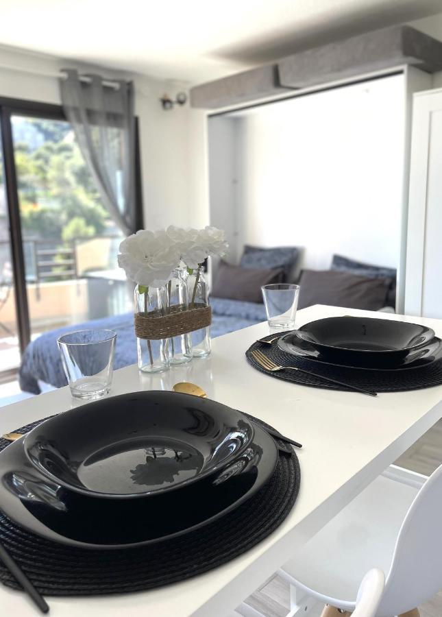 New Studio, Piscine Et Vue Mer • Proche De Monaco ボーソレイユ エクステリア 写真
